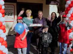 «РетроЛенд» расширяется, открывая портал в детство: четвертая чебуречная открылась в Волгодонске