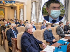 Вызов скорой со справкой от ковида и сроки вакцинации обсудили депутаты Думы Волгодонска