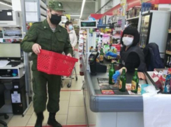 Волгодонцев проверили на соблюдение масочного режима в магазинах, кафе и салонах красоты