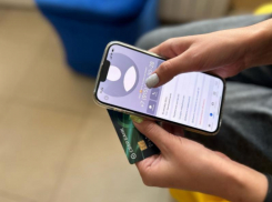 Волгодончанку заставили купить смартфон и отдать  лже-боссу более миллиона рублей