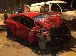 В Волгодонске три человека тяжело пострадали в ДТП около старого кладбища