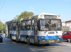 Из-за жуткой жары больше половины автобусов вышли из строя в Волгодонске 
