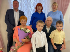 «Золотой» юбилей совместной жизни отметили в Волгодонске супруги Орановы