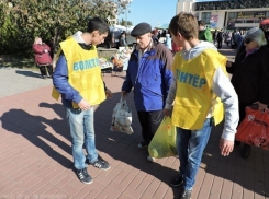 Среди добровольцев, ежедневно делающих тихие добрые дела, выберут самых лучших