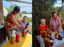 «Осенние запасы» и «Помощь по двору»: две добрые акции провели соцработники и подопечные  ЦСО№1