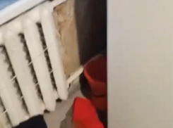 После публикации в «Блокноте» в доме на улице Морской залатали крышу