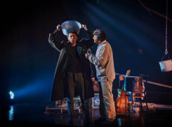 Спектакль «Тарковский. Запечатленное время» Волгодонского молодежного драмтеатра вновь завоевал титул лучшего