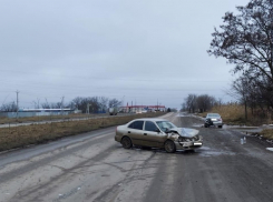 Двоих человек доставили в больницу после ДТП на проспекте Мира