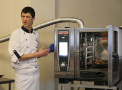 Шеф-повар немецкой фирмы рассказал волгодонским рестораторам, как готовить вкусно и полезно