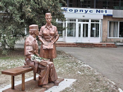 Врачи Волгодонска отмечают профессиональный праздник