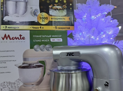 Что подарить на Новый год: список крутых и полезных идей