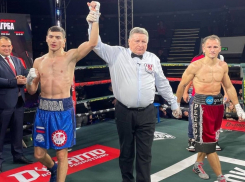 Нокаутом в пользу волгодонца Харитона Агрбы завершился бой за титул чемпиона Европы по боксу