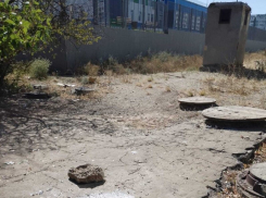 Свалку мусора у школы «Юнона» убрали после публикации в «Блокноте»