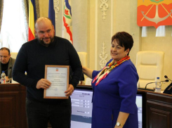 Молчаливый депутат Васильченко продемонстрировал скромный заработок
