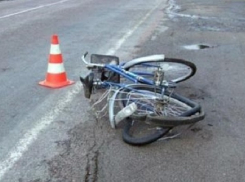 На трассе Ростов - Волгодонск автомобиль переехал велосипедиста