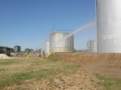 На Цимлянской нефтебазе прошли пожарные учения