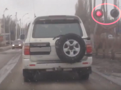 Массовое грубейшее нарушение ПДД волгодонскими водителями попало на видео