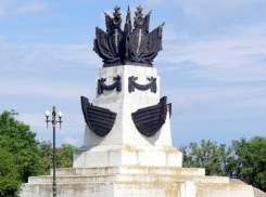 На ремонт памятника эпохи Сталина в Волгодонске заложили 6 млн рублей
