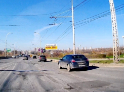 На Путепроводе поменяют отбойный брус