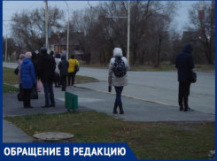 «Когда сносили «старые»  остановки, у вас были изготовлены новые?»: волгодонец об отсутствии остановочного павильона на Энтузиастов