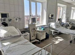 В ковидном госпитале Волгодонска осталось 15 свободных мест: за сутки умерли 4 человека 