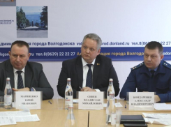 Глава администрации, депутат ЗС и прокурор провели совместный прием граждан