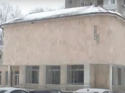 Школа имени Шостаковича сменит крышу