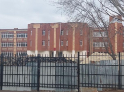 «Ну так не бывает!»: депутаты в шоке от плачевной судьбы капремонтов «Политэка» и Лицея №16 в Волгодонске 