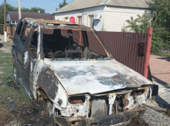 Решил отомстить бывшему другу и поджег машину: полицейские раскрыли поджог автомобиля