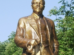 КАЛЕНДАРЬ ВОЛГОДОНСКА: 9 мая 1960 года у города появился свой Ильич