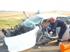 На трассе Ростов-Волгодонск столкнулись «Hyundai Solaris» и «МАЗ»