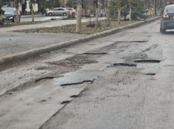 Улицу Ленина перекроют для ремонта особенно острых ям