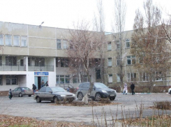 Шесть волгодонских школ спрячут за высоким забором