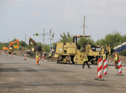 Реконструкцию трассы Ростов - Волгодонск решили завершить в 2023 году