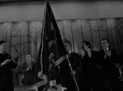 46 лет назад Волгодонск получил Красное знамя из Москвы за хороший план