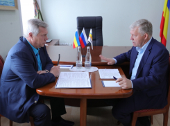 Губернатор Голубев раскритиковал низкие темпы ремонта дорог в Волгодонске