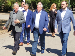 Плоскостной фонтан и, возможно, искусственный ручей: губернатору Голубеву рассказали о благоустройстве бульвара в Волгодонске