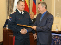 Лучшие казачьи дружинники Волгодонска получили дипломы и премии