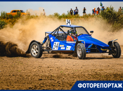 Рев моторов, драйв и скорость: впервые за 27 лет в Волгодонске прошли соревнования по автокроссу