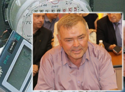 «Управляющие компании Волгодонска вредят авторитету депутатов ''Единой России''» - депутат Смольянинов