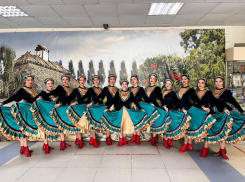 Творческие коллективы ДК «Октябрь» достойно представили город Волгодонск на конкурсе в Анапе