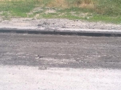 В Волгодонске ликвидировали поле из «ям-убийц» у торгового комплекса «Олимп»