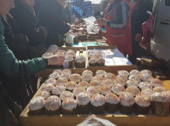 В Волгодонске началась предпасхальная ярмарка