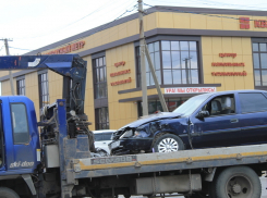 В Волгодонске на Горького «Opel» протаранил автобус 