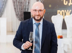 «Саня 10%», хозяин «мертвой души» и квартир на курортах: топ-менеджер крупной строительной компании Александр Зинченко из Волгодонска подозревается в присвоении десятков миллионов рублей