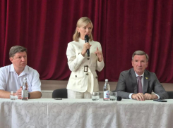 О сроках открытия поликлиники в новом городе и о капремонте школ: честный разговор о главном состоялся в Волгодонске