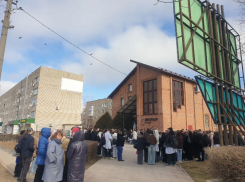 Из-за сработавшей пожарной сигнализации эвакуировали студентов и сотрудников Медицинского колледжа Волгодонска