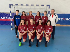 Команда девушек из Волгодонска достойно выступила на турнире по мини-футболу в Ставрополе 