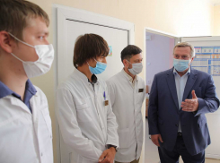 Медики Волгодонска продолжат получать стимулирующие выплаты за работу с ковид-пациентами