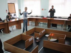 Юные волгодонцы создали роботов-пожарных способных тушить возгорания